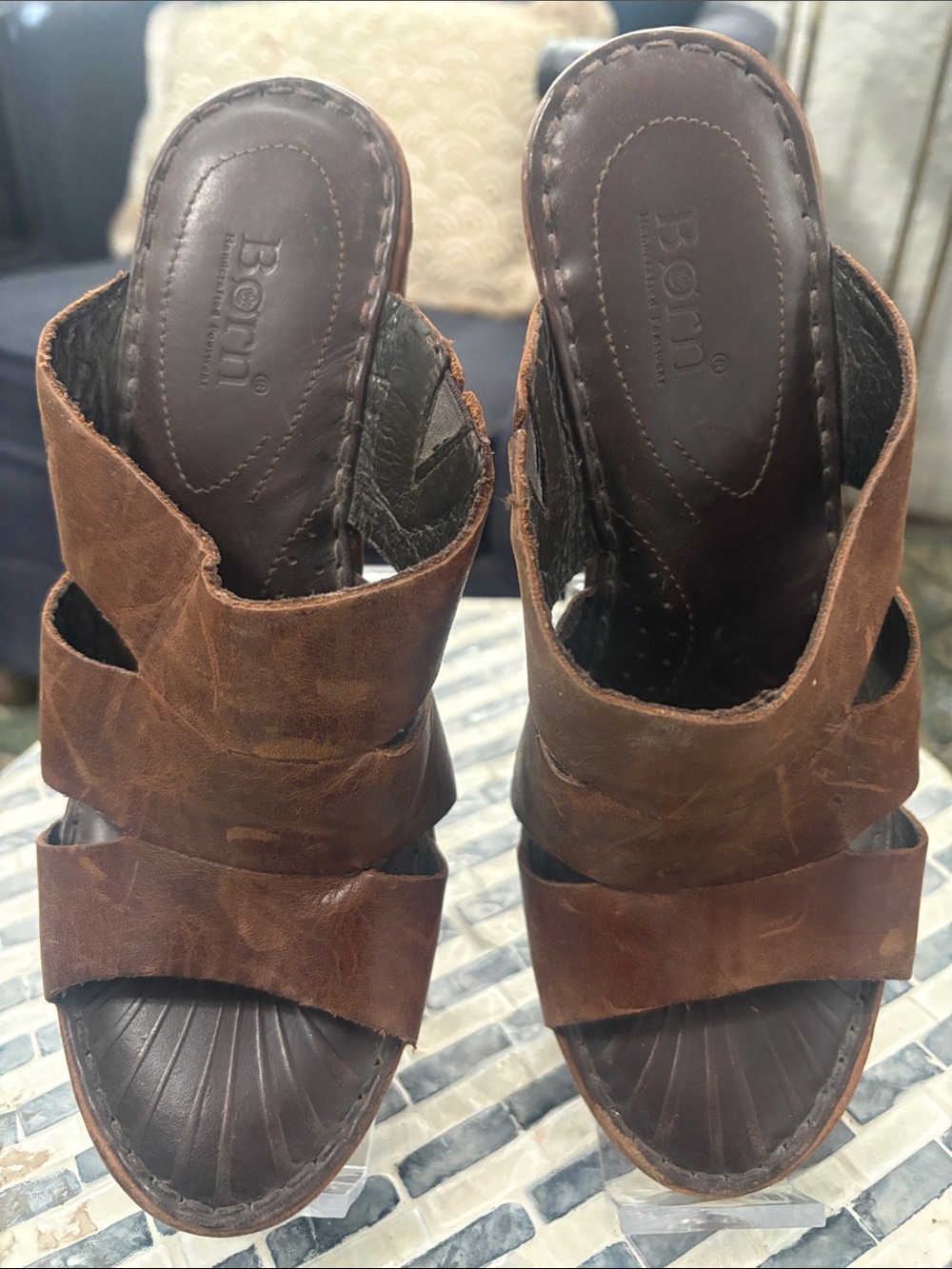 Y2K Born Brown Leather Wedge Mules Open-Toe Slide Clogs size 7 - Picture 3 of 7